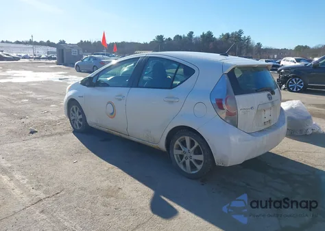 2012 Toyota Prius C Four from USA, damaged, VIN JTDKDTB33C1000692